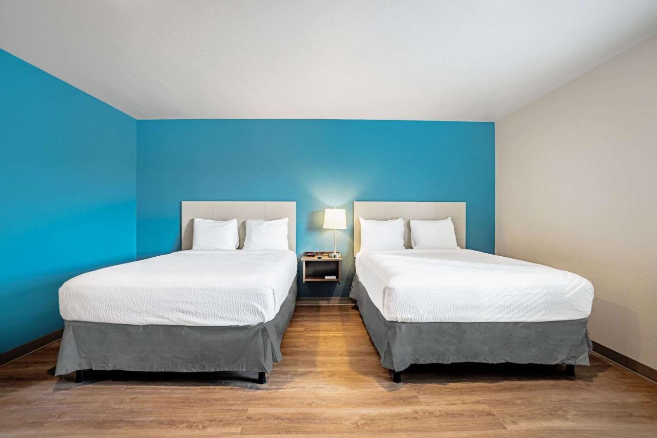 Woodspring Suites Naples Golden Gate Екстериор снимка