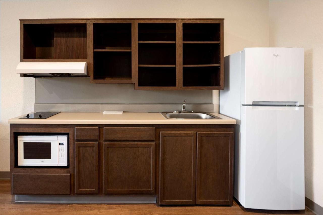 Woodspring Suites Naples Golden Gate Екстериор снимка
