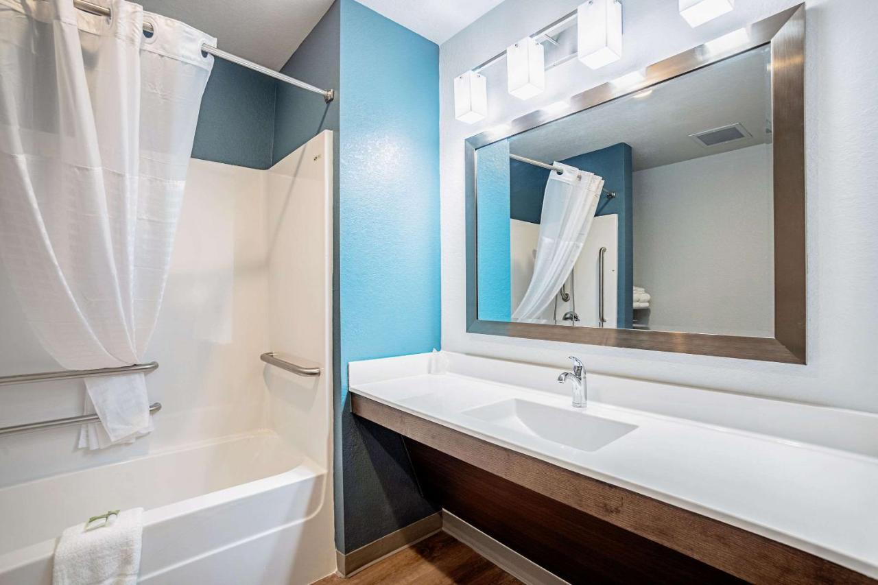 Woodspring Suites Naples Golden Gate Екстериор снимка